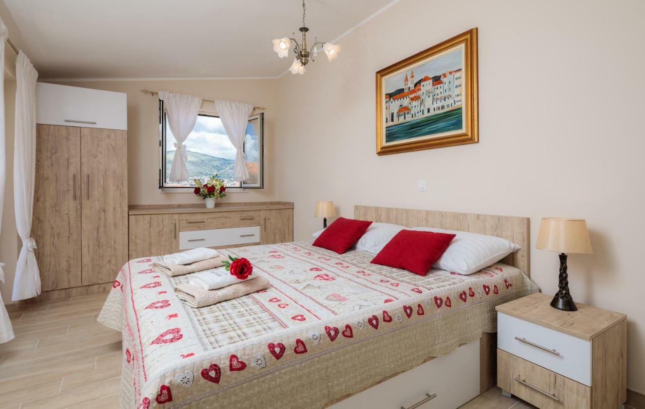 Apartmani Oaza Trogir Exterior foto