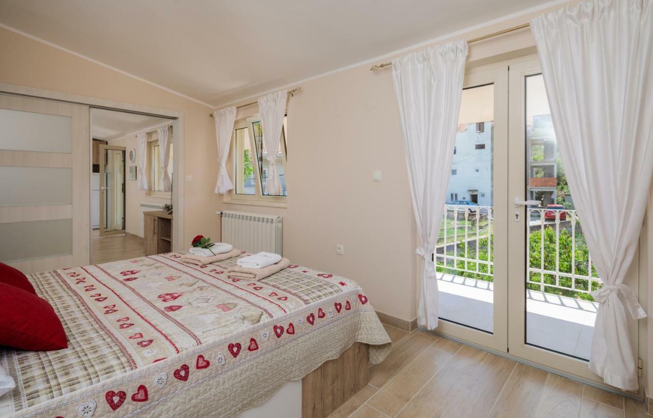 Apartmani Oaza Trogir Exterior foto